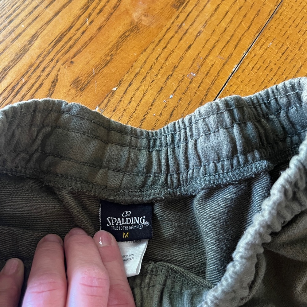 Lot of (2) Mens Jogger Shorts - Size Medium - Picture 15 of 16